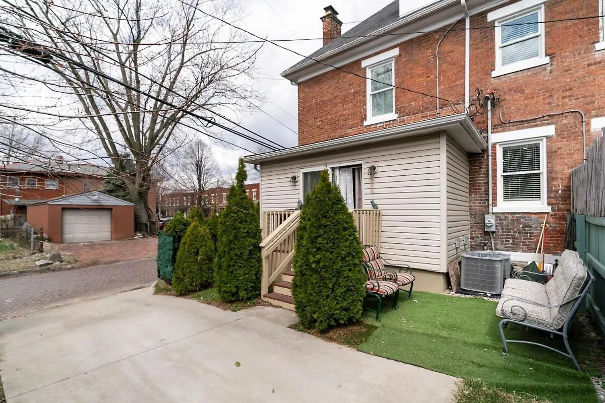 4 Bedroom Luxe Home In Brewery District Columbus