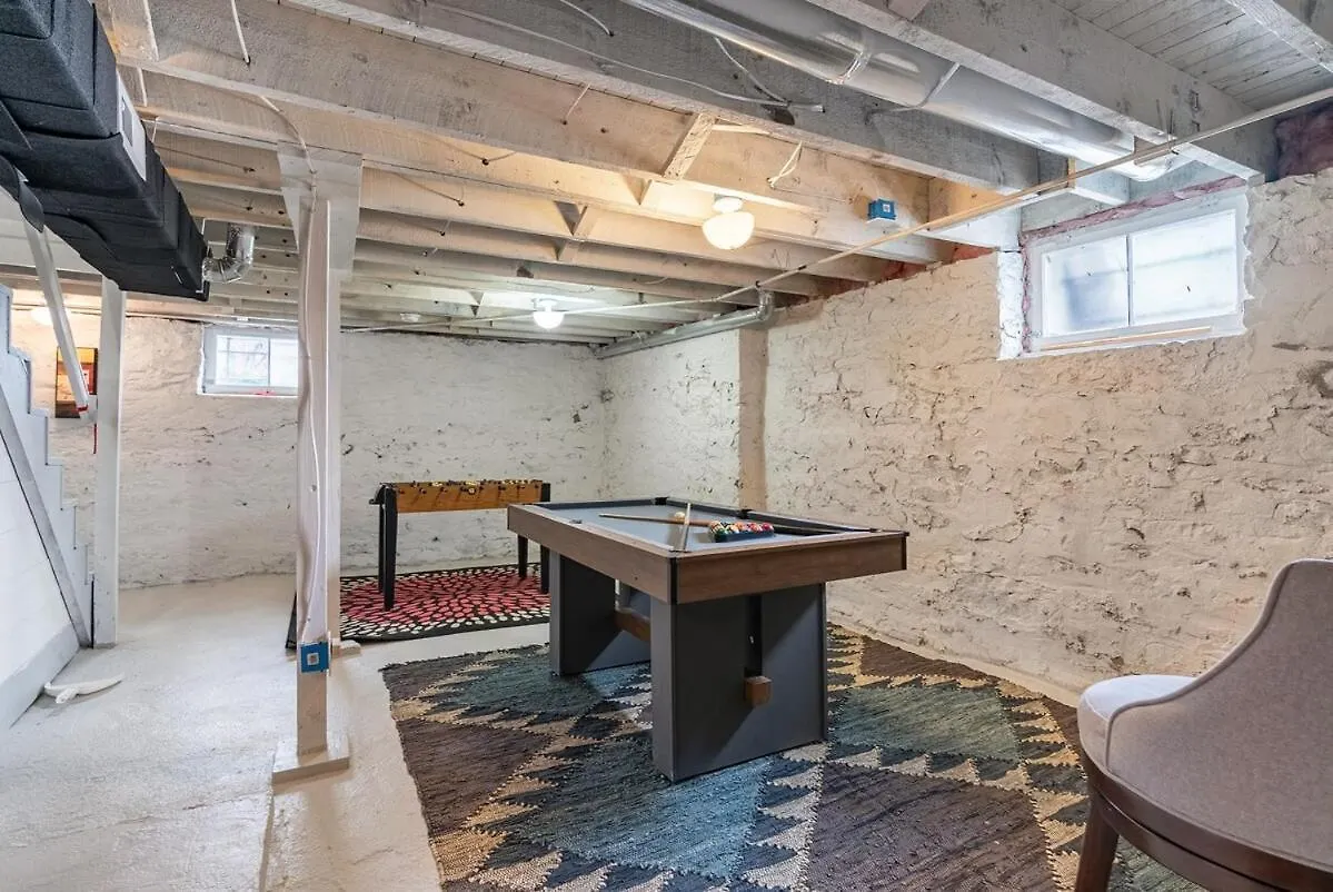 4 Bedroom Luxe Home In Brewery District Columbus