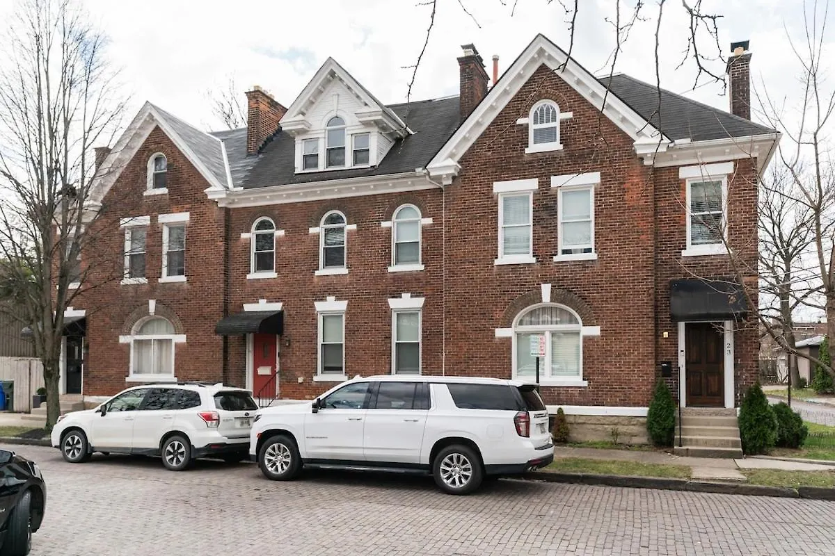 4 Bedroom Luxe Home In Brewery District Columbus